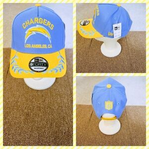 LOS ANGELES CHARGERS NFL FOOTBALL SNAPBACK HAT.